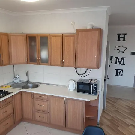 Apartment On Shashkevicha 16