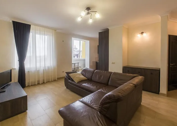 Apartamento On Shashkevicha 16